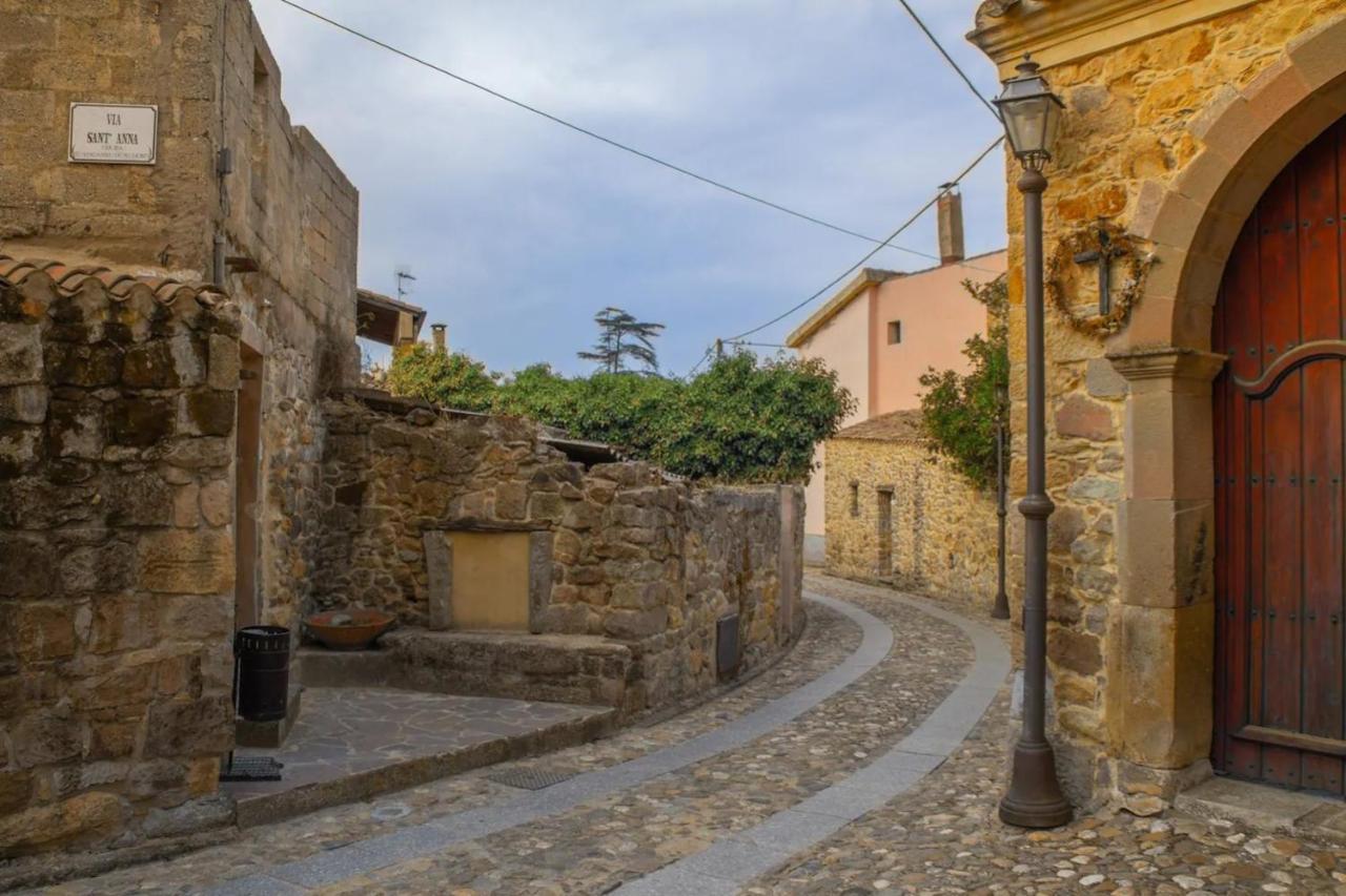 B&B S'Omu Antiga Nureci Buitenkant foto