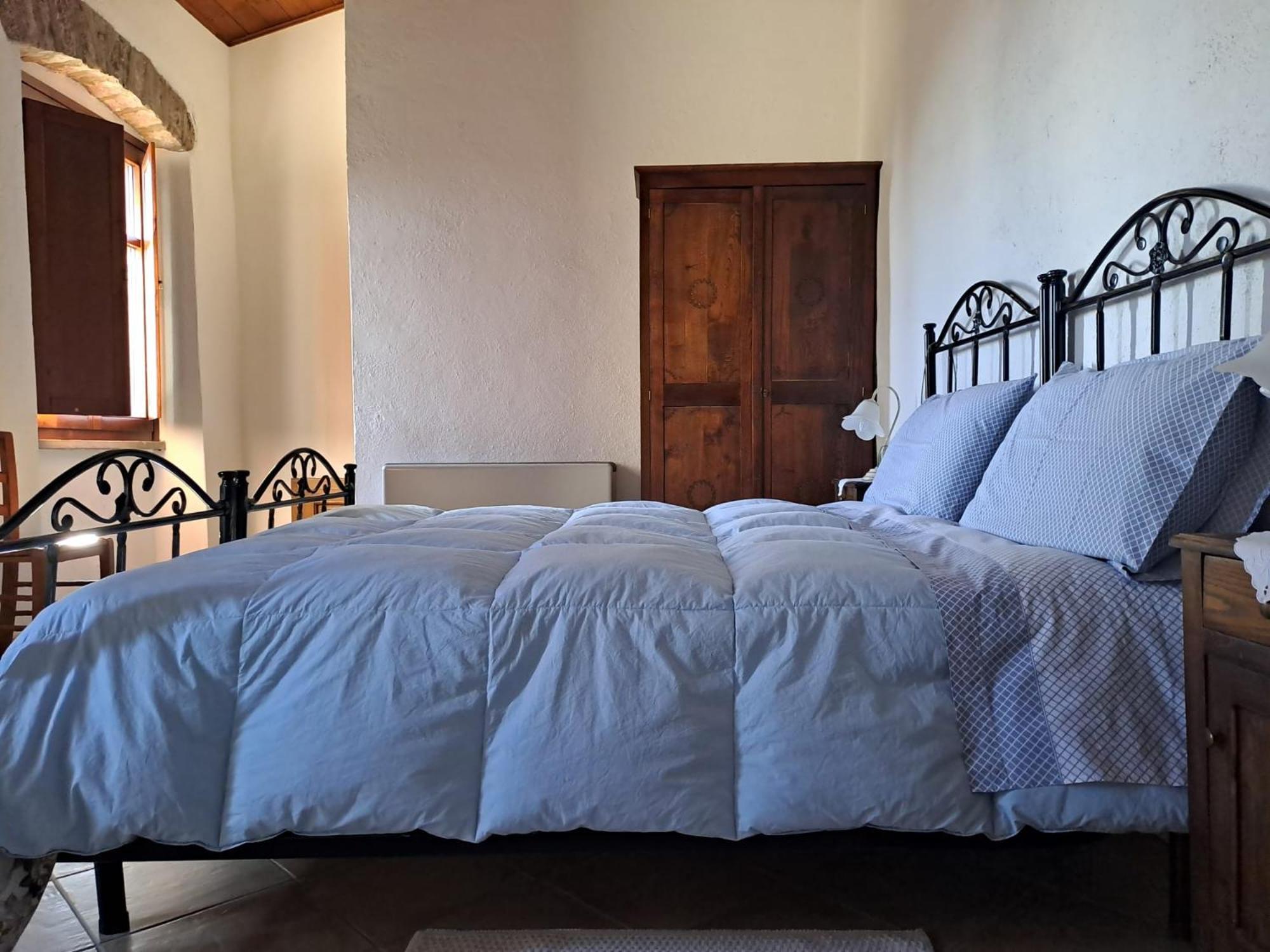 B&B S'Omu Antiga Nureci Buitenkant foto