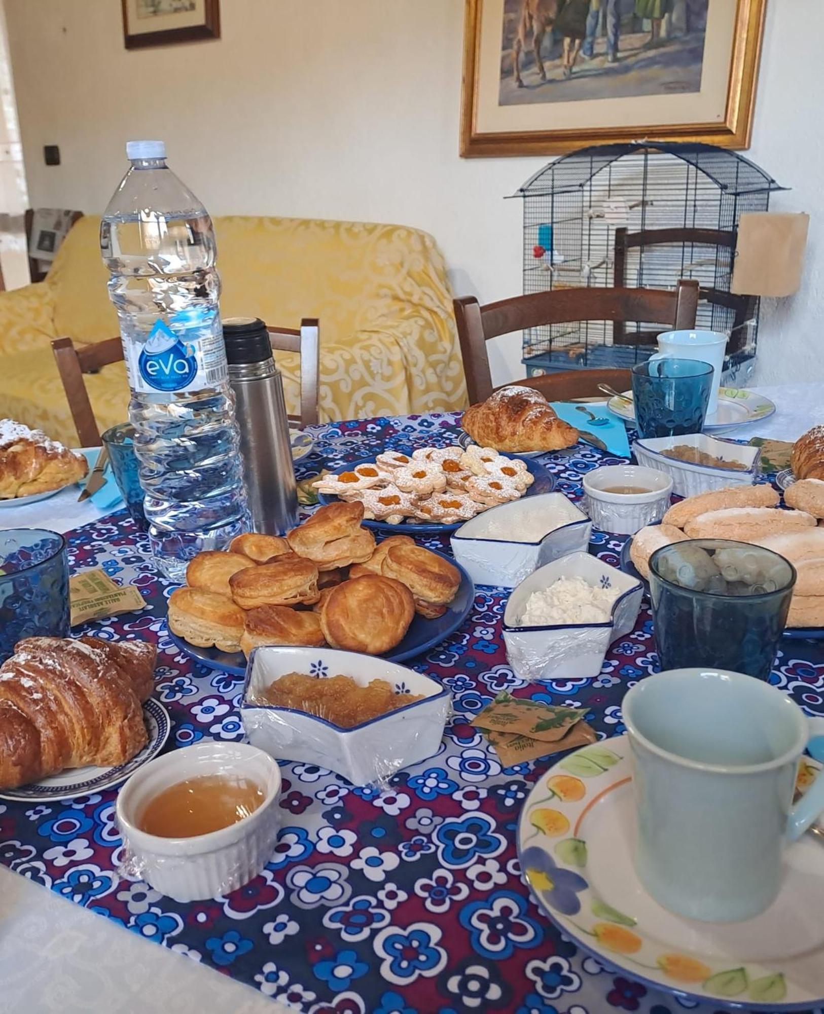 B&B S'Omu Antiga Nureci Buitenkant foto